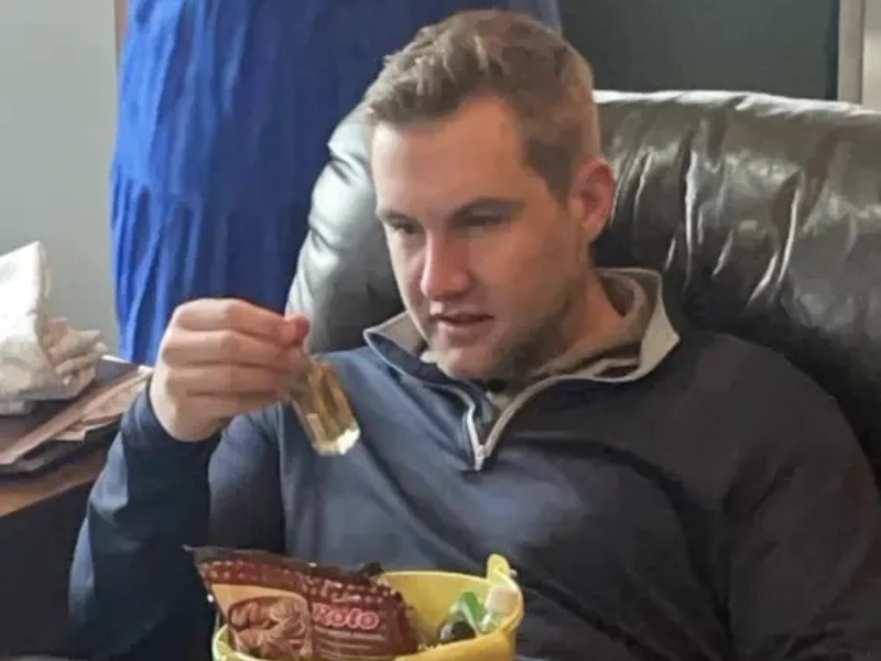 VIDEO: Sister shares embarrassing Easter video of 29-year-old brother
