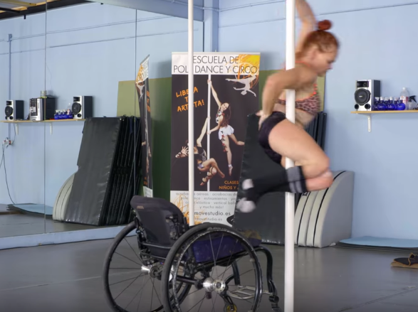 erin pole dance