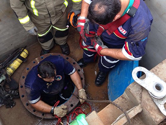 3 men die after inhaling carbon monoxide 