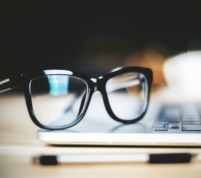 How to make your own eyeglass cleaner