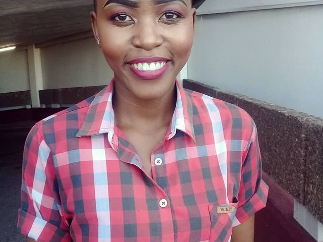 Wimpy employee goes viral with her singing and records with DJ Tira!