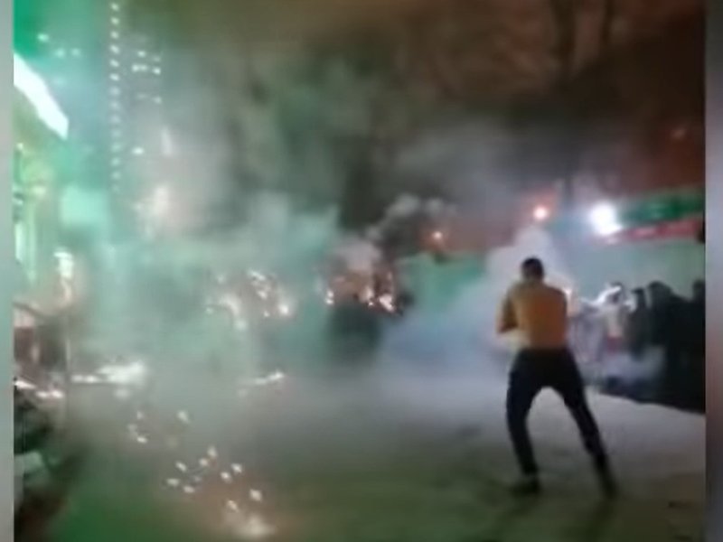 Firework battle
