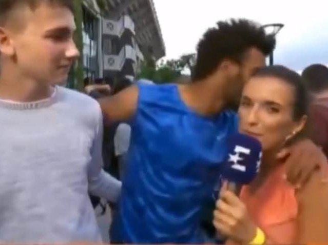 french reorter image funny kiss