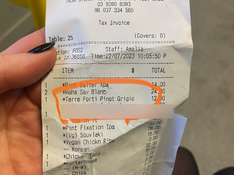 Customers find insult on receipt added by waitress