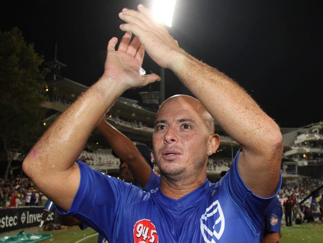 herschellegibbs_gallo.jpg