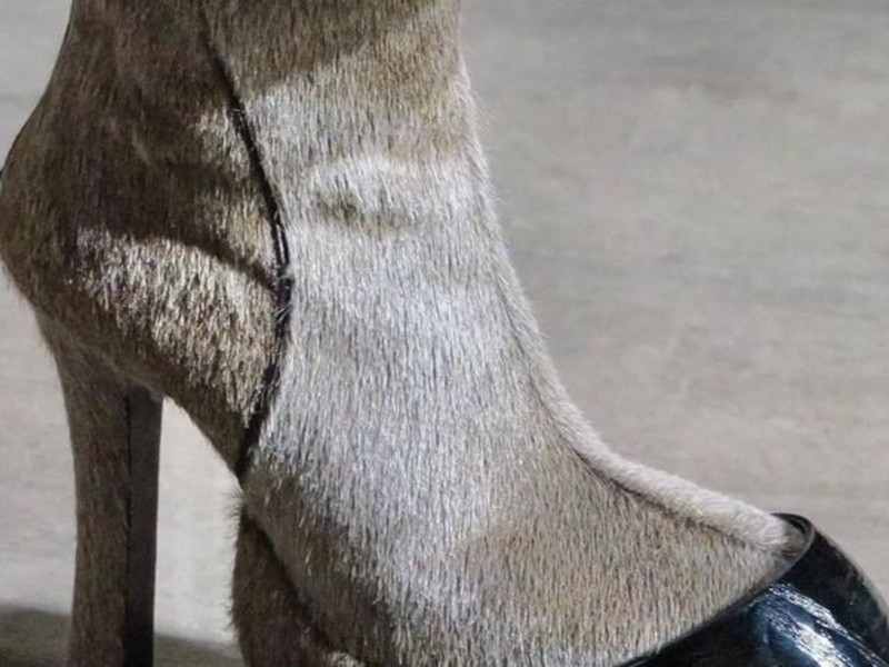 Viral hoof boots