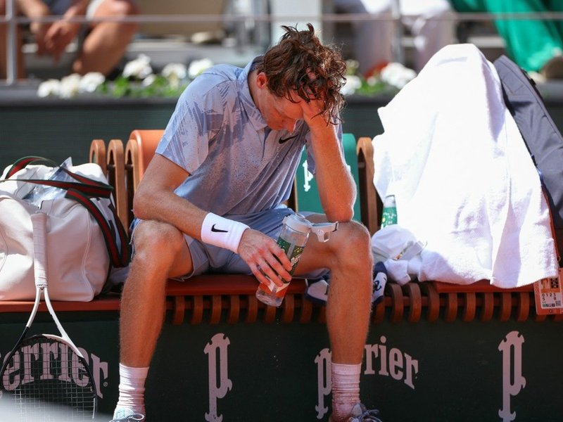 Jannik Sinner loses in second round of 2026 French Open