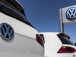 Volkswagen Golf is receiving a facelift and removing manual driving