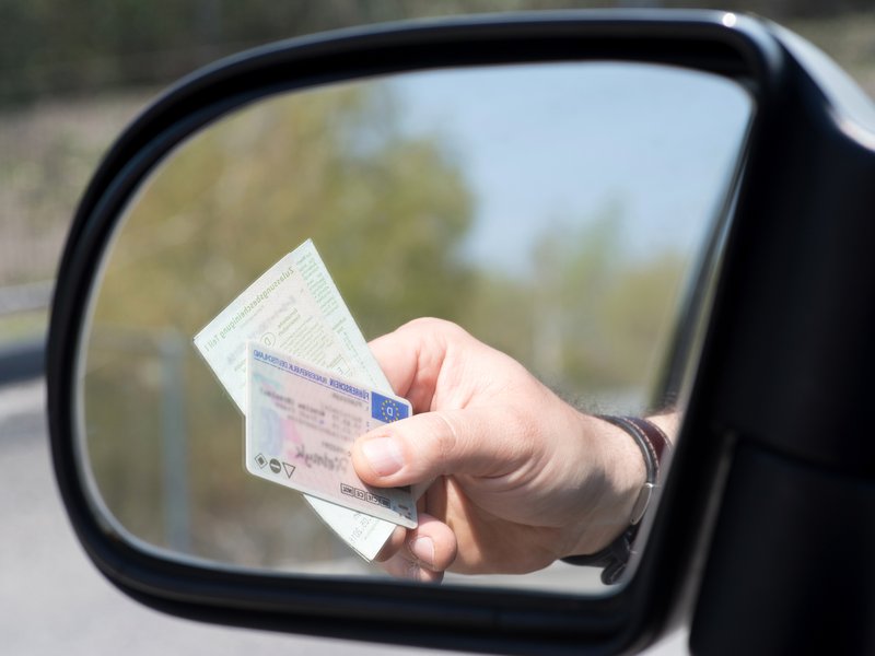 Drivers license card is now easier to renew in South Africa.