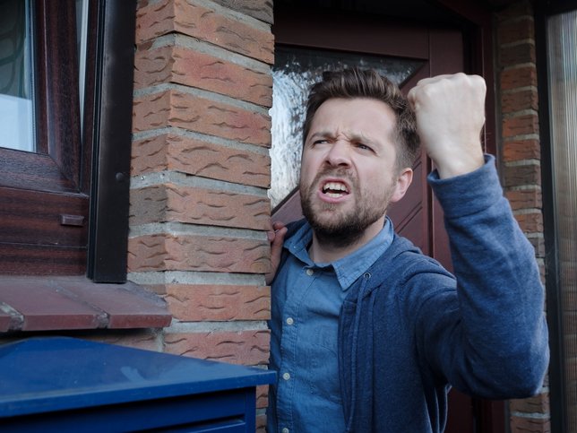 Homeowner shares petty revenge for inconsiderate neighbours