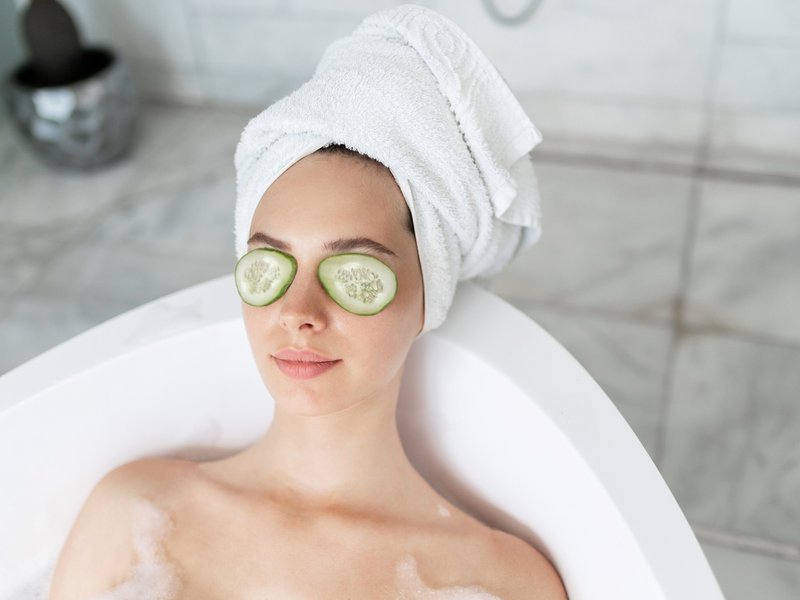 VIDEO: Experts warn against frozen cucumber skincare trend