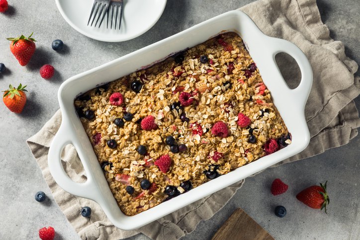 Baked berry oatmeal