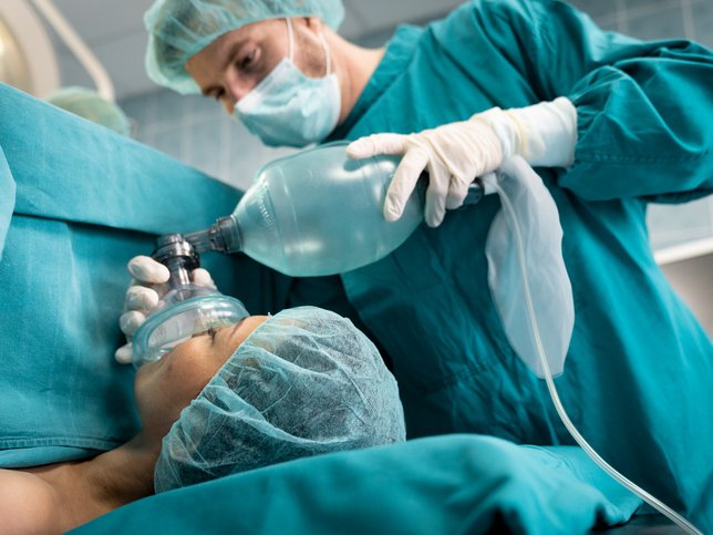 Video: What really happens to your body under anaesthesia?