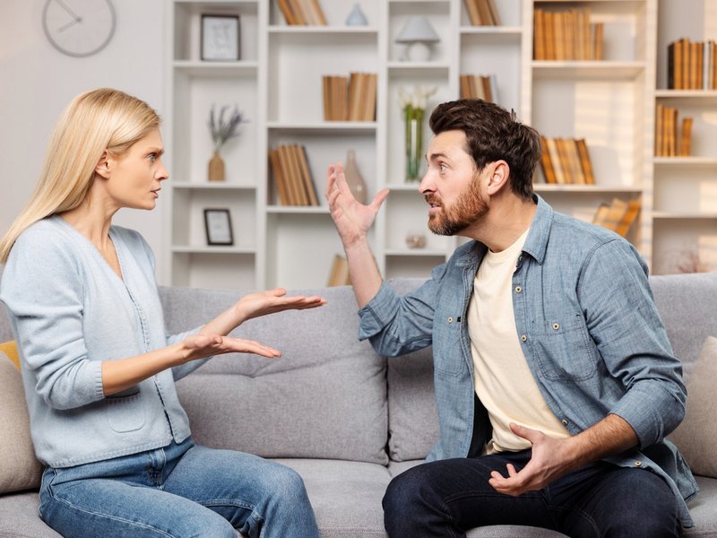 Therapist shares the five stages of a dying marriage