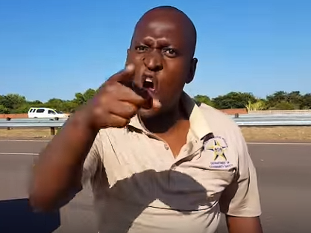 Joburg cop assaults motorist