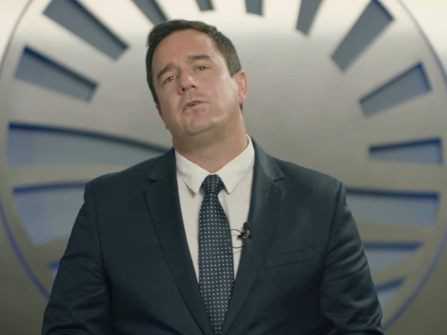 John Steenhuisen calls for President Cyril Ramaphosa to end lockdown