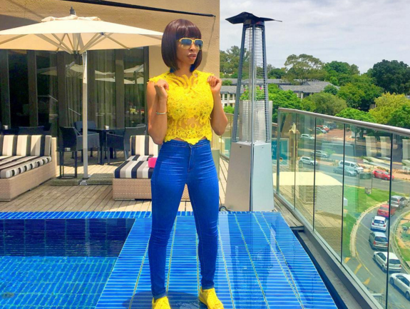 KHANYI MBAU