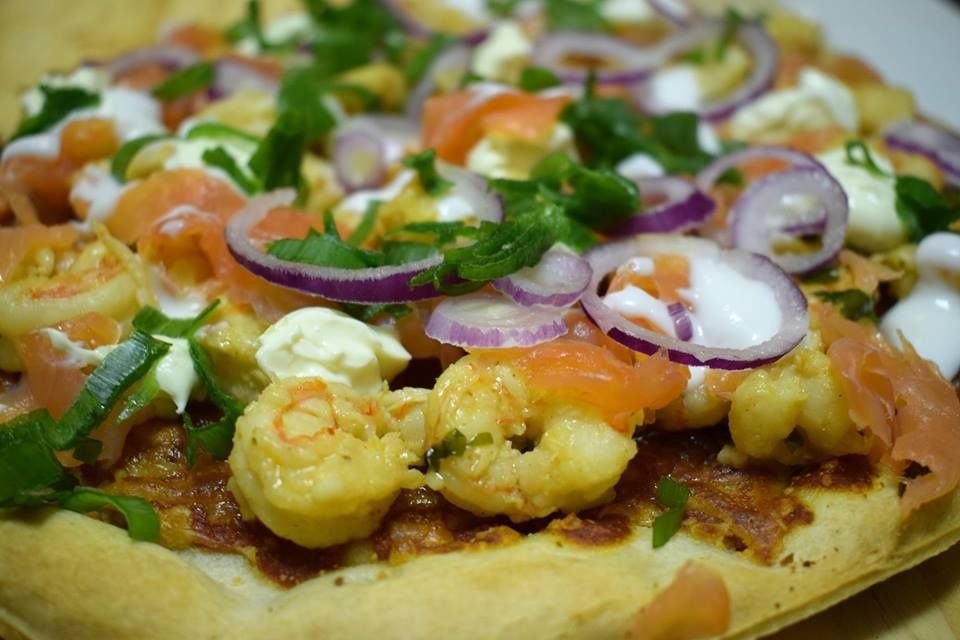 Kirosha's Kitchen Salmon and Prawn pizza