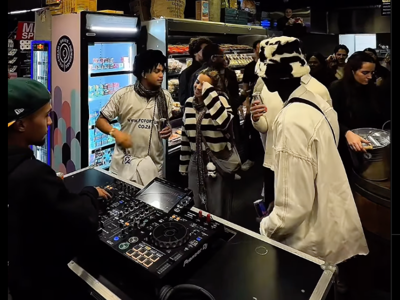 WATCH: Cape Town Kwikspar throws party with DJ and dancing