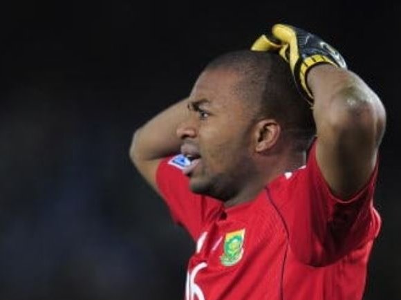 Kaizer Chiefs keeper Itumeleng Khune caught on camera partying [video]