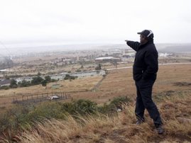 land claims gallo.jpg