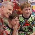 WATCH: Award-winning singer surprises his biggest fans