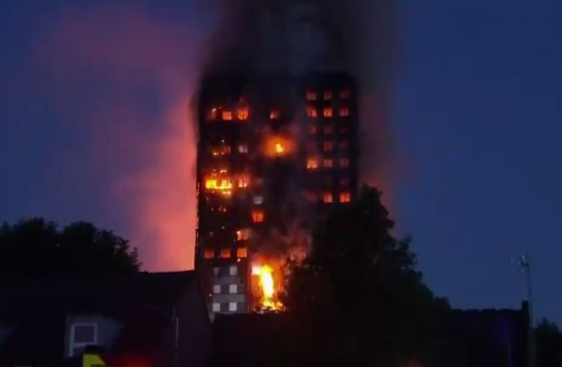 London flats fire_video