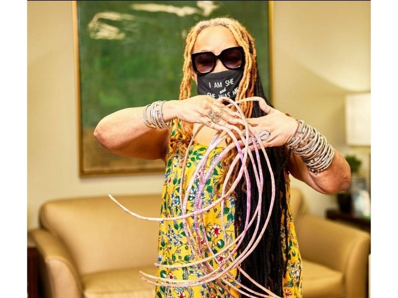 world's longest nails