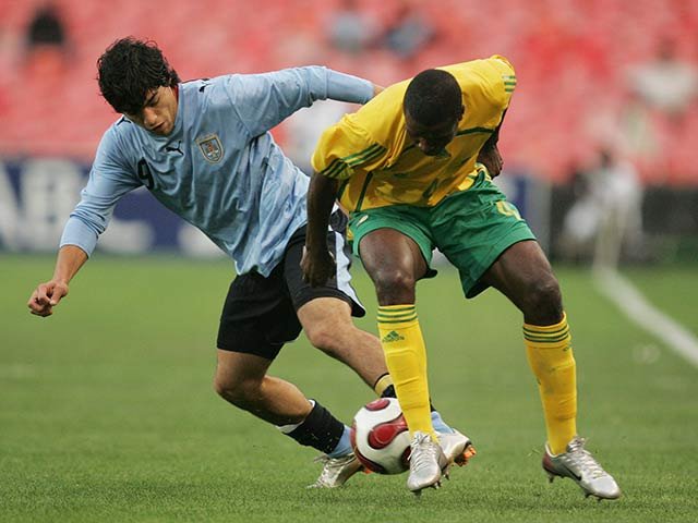 luissuarez_leftyshivambu_gallo_3.jpg