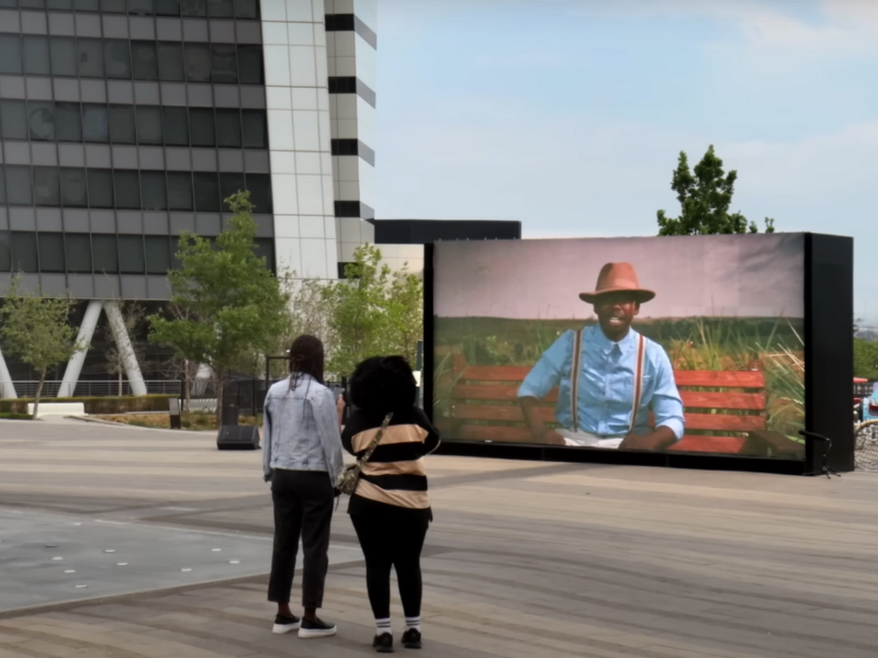 VIDEO: Interactive billboard in Johannesburg leaves shoppers in shock!