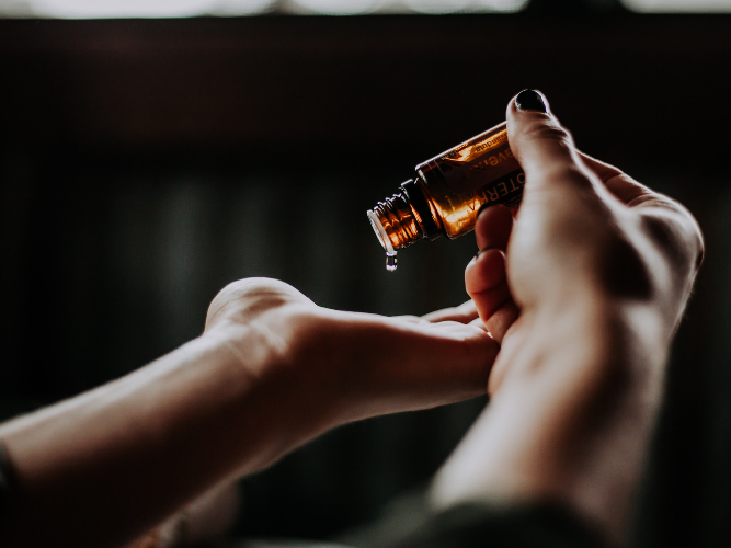 MASSAGE OIL