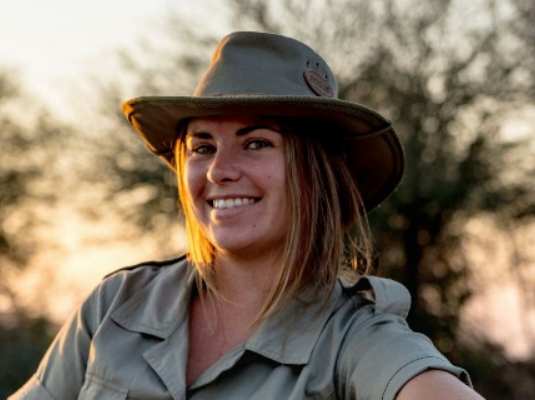 Field Guide Melanie Groenewald