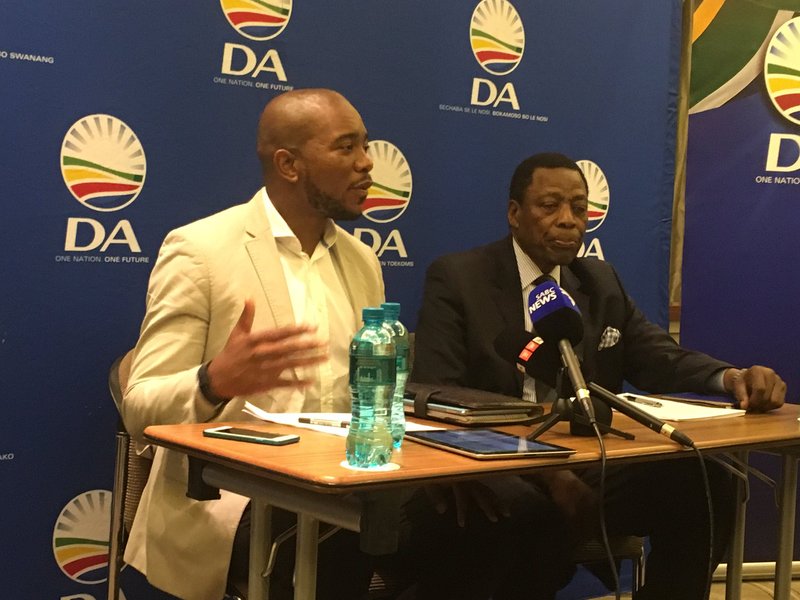 mmusi maimane presidential handbook_jacanews