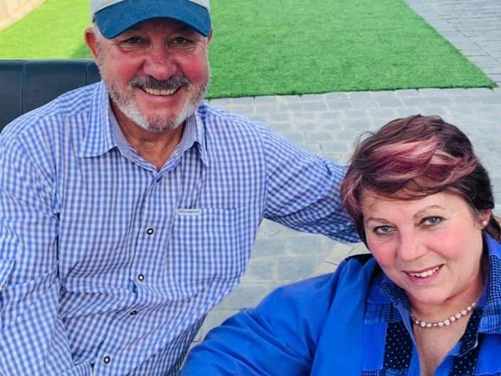 WATCH: Mossel Bay man who serenaded his wife outside the hospital bids her farewell