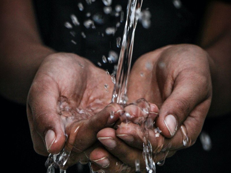 water hands