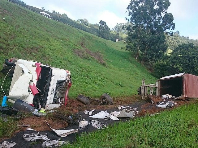 n3 truck crash-er24