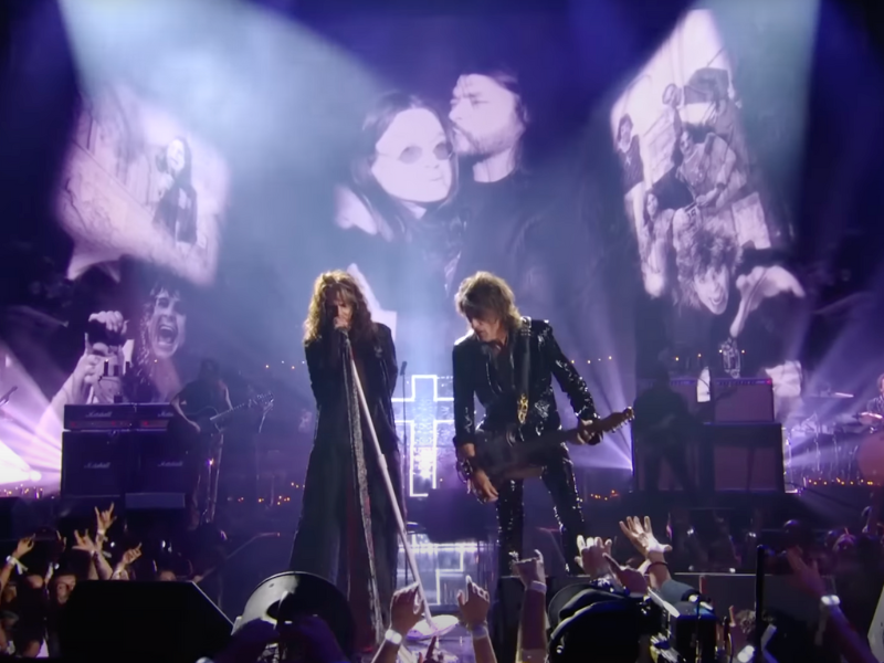 Legendary Rock 'n' Rollers pay tribute to late Ozzy Osbourne at VMAs