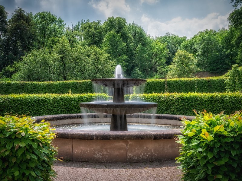 A fountain where water flows in a sequence. So these guys tried to copy that.