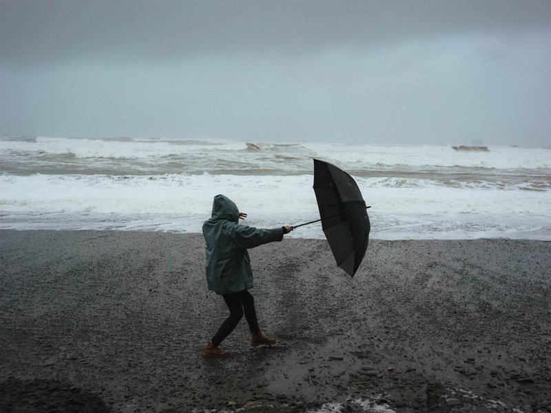 Gale force winds generic
