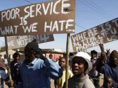 poor-services-in-South-Africa.jpg
