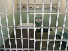 prison cell_5.jpg