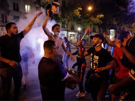 cops arrested celebarting psg fans