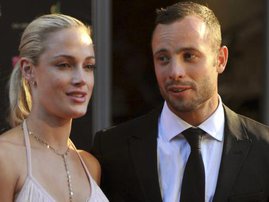 reeva_steenkamp_oscar_pistorius_ap315824437774_fullwidth_620x350.jpg