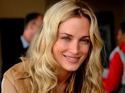 reeva_thumb_CYvz3kq.jpg