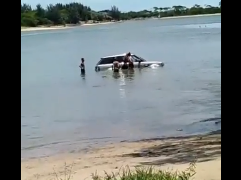 Range rover drowned