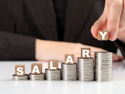 South Africa’s average salary reaches a new high in 2025