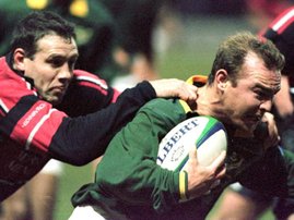 Scotland rugby great Scott Hastings dead at 61