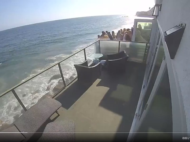 Seaside balcony collapse