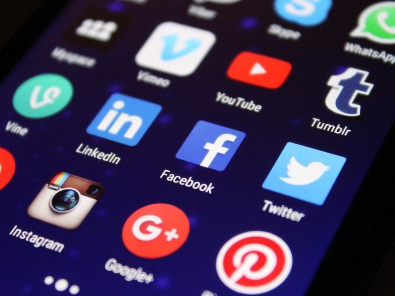 social media networks generic image