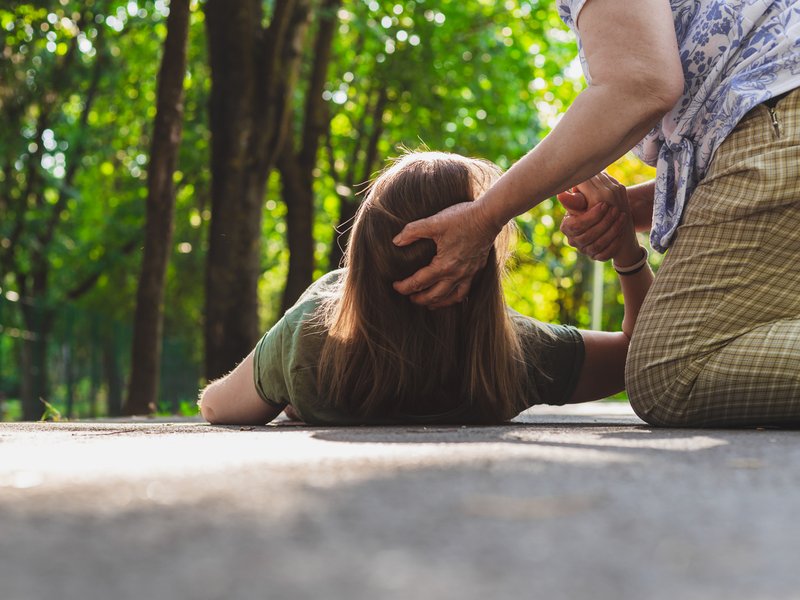 Woman fainted